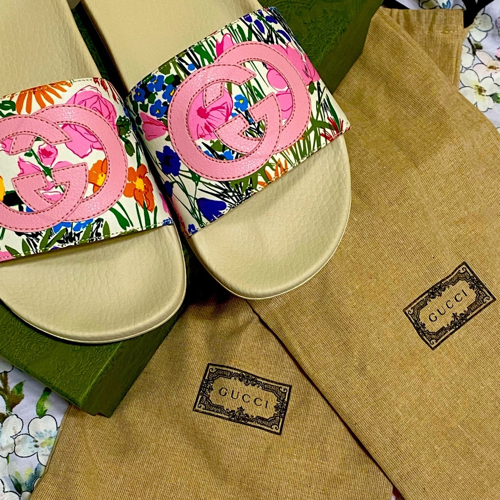 Gucci Ken Scott slides